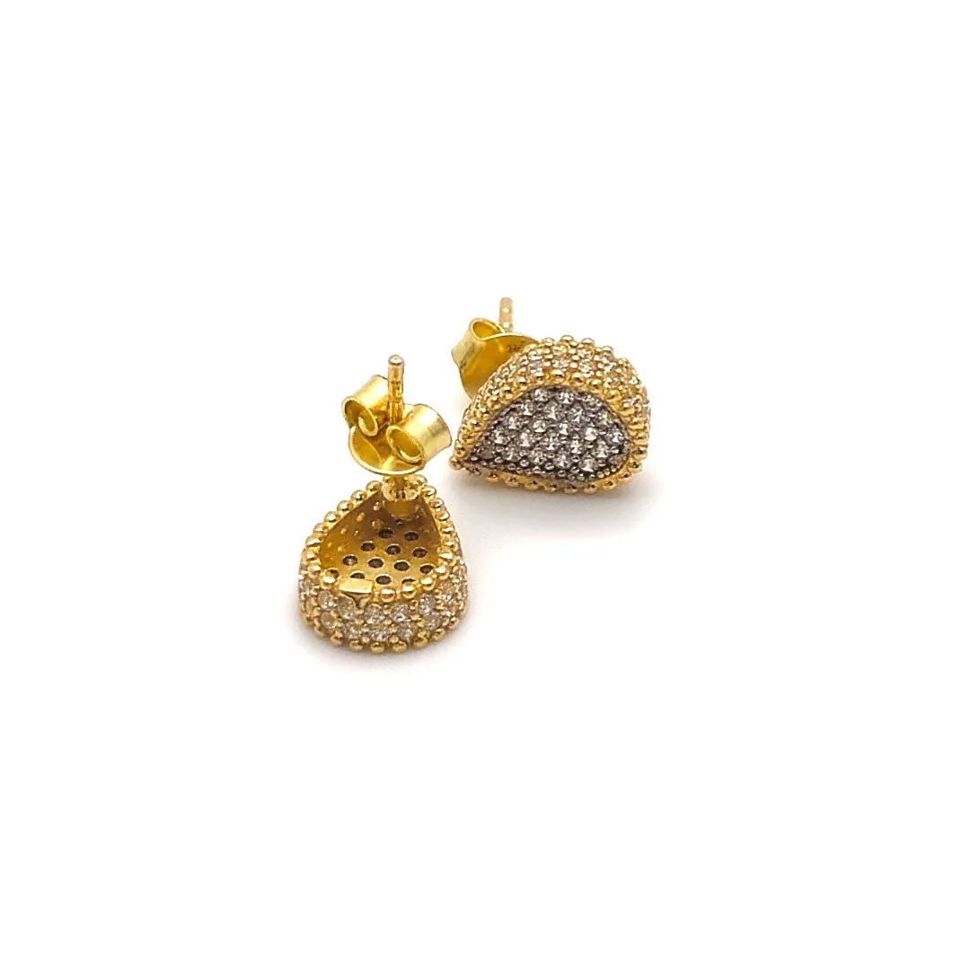 10k CZ Teardrop with Milgrain Stud Earrings