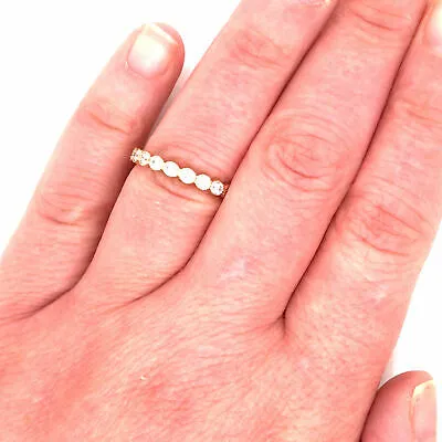14K Round Diamond Miligrain Band Yellow Gold