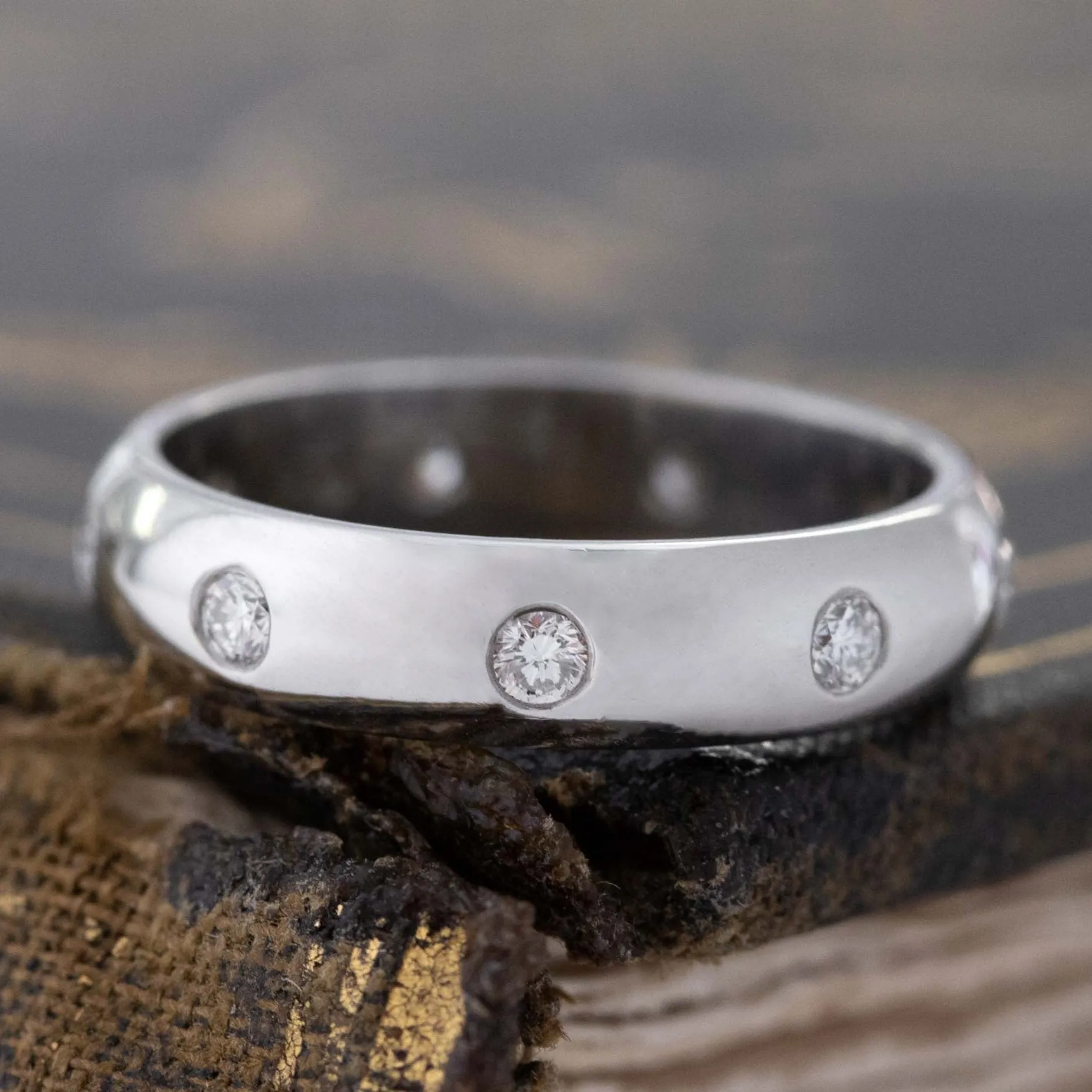 .25ctw Vintage Diamond Scatter Band