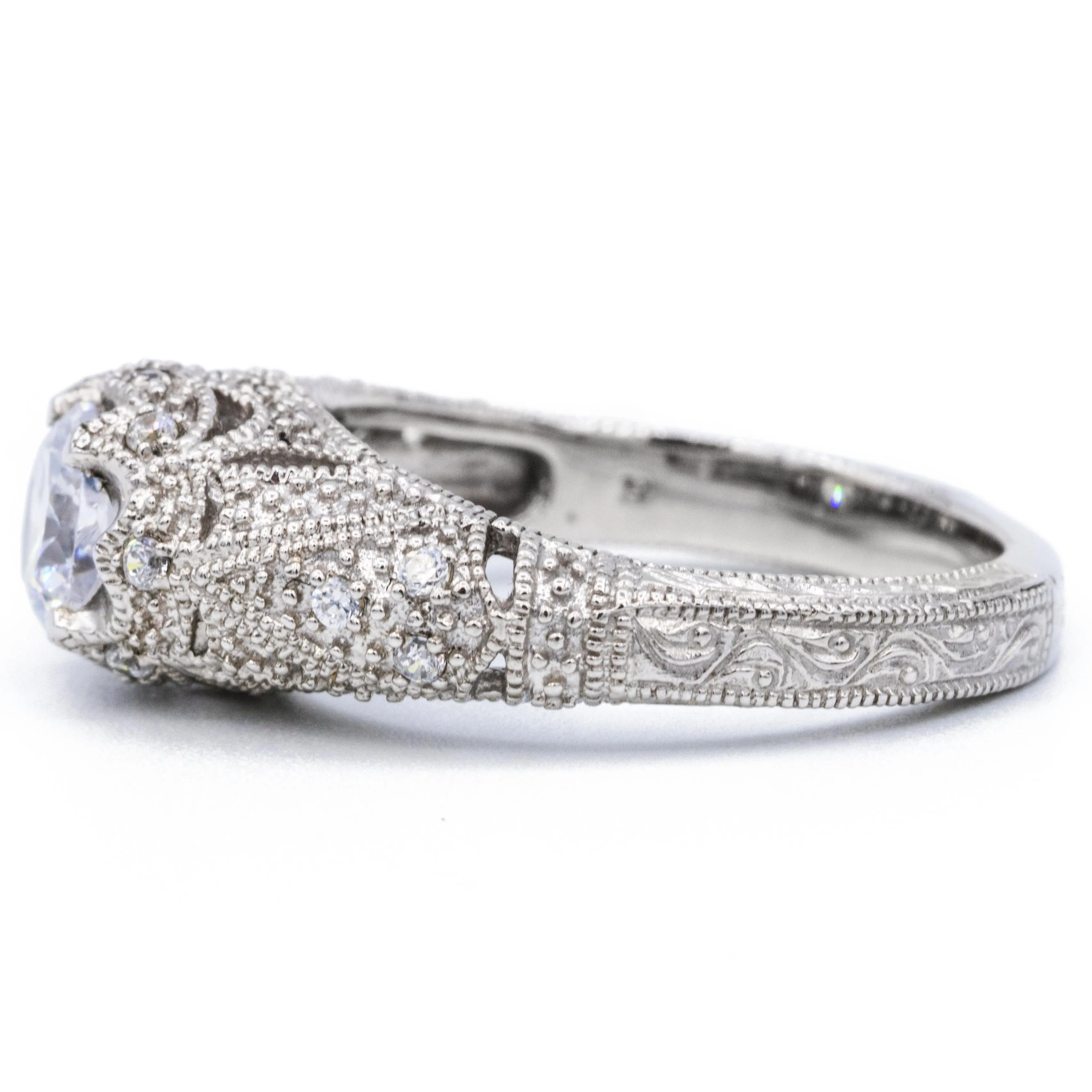 5.5mm Round Center 14K White Solid Gold Milgrain Vintage Band Design Ring
