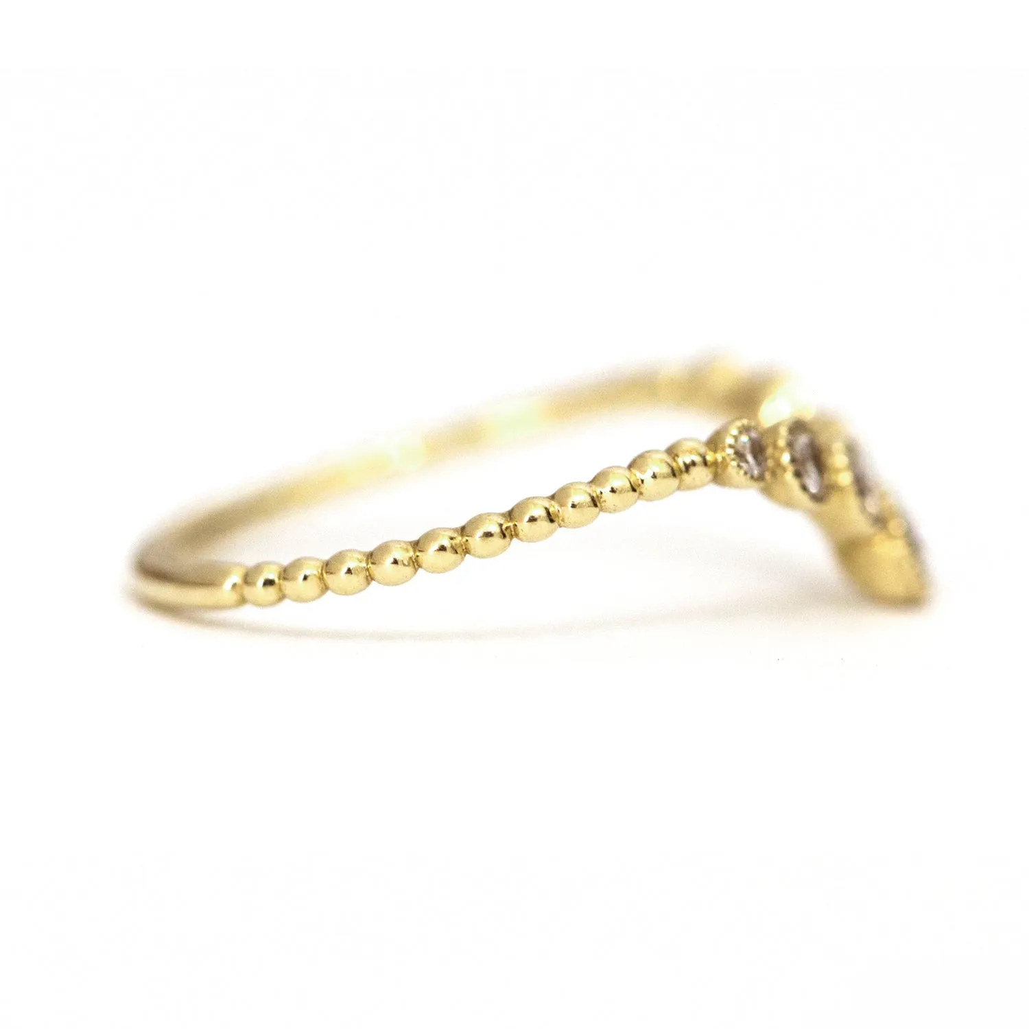 7 Stone Diamond Graduated Milgrain Bezel V Band