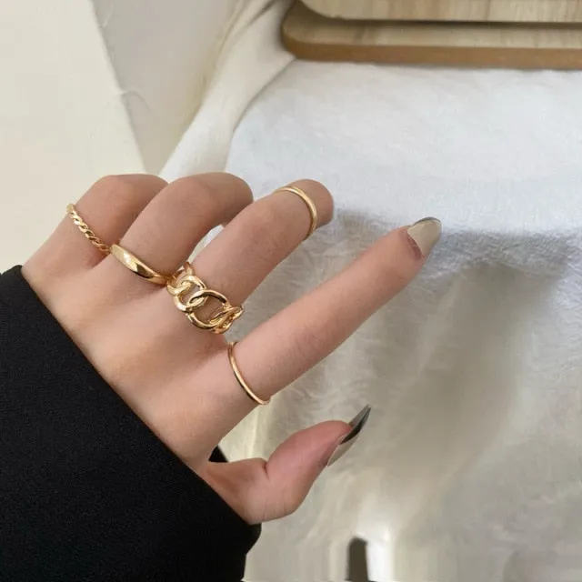 7pcs Fashion Punk joint Ring Set Geometric Twist Minimalist Jewelry Metal circular Golden Ring for Women. Street Dance Accessory.