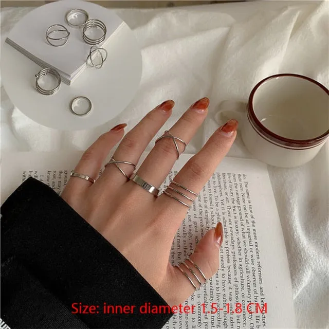 7pcs Fashion Punk joint Ring Set Geometric Twist Minimalist Jewelry Metal circular Golden Ring for Women. Street Dance Accessory.