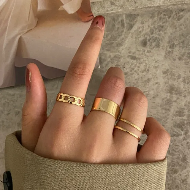7pcs Fashion Punk joint Ring Set Geometric Twist Minimalist Jewelry Metal circular Golden Ring for Women. Street Dance Accessory.