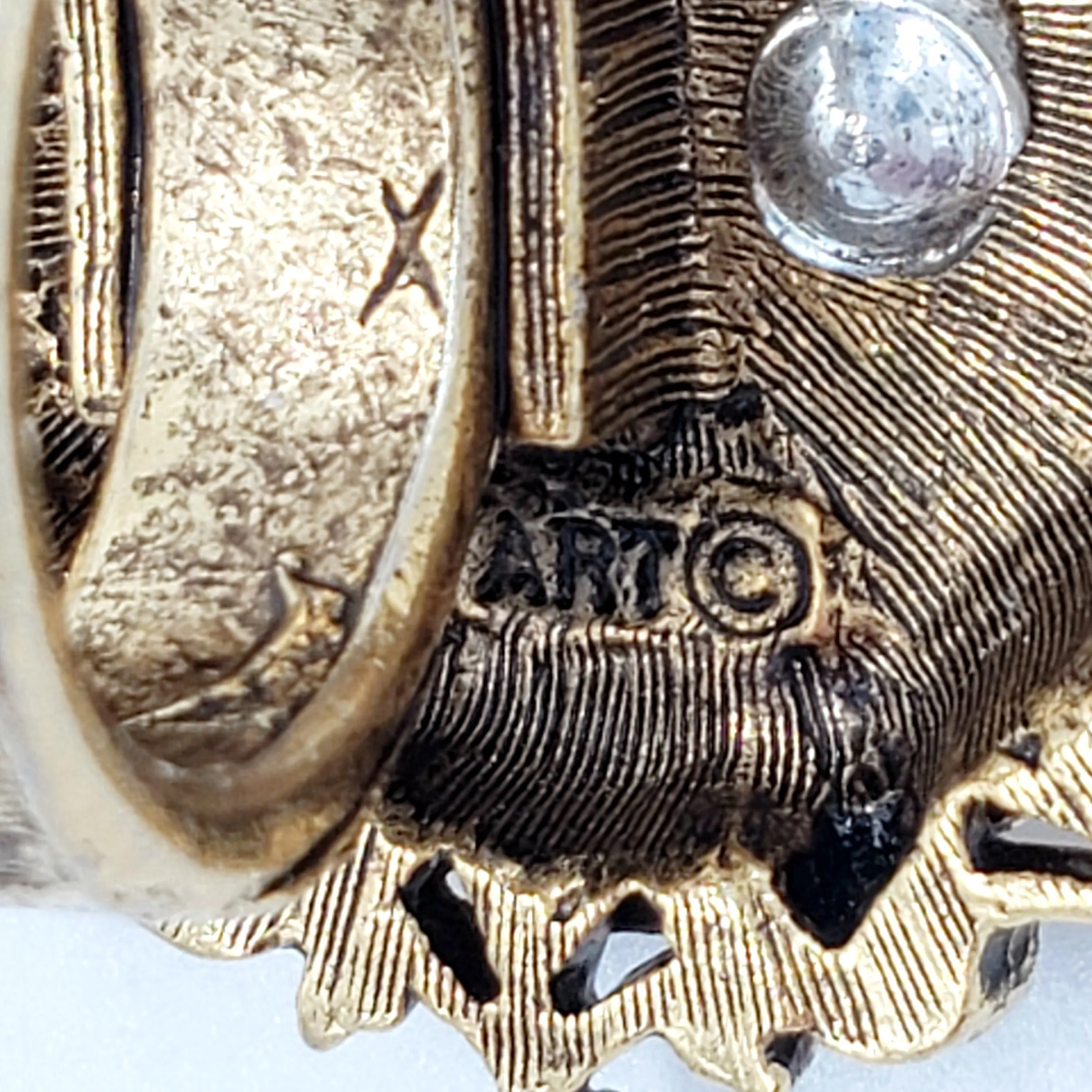 ART Arthur Pepper Vintage Knight or Crested Ring