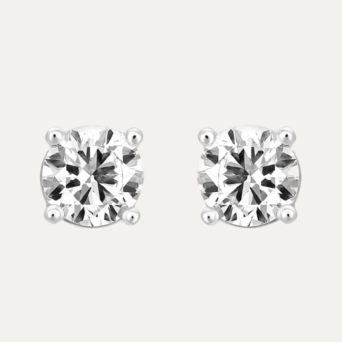 Aukera - Timeless Gold Reflections Solitaire Studs
