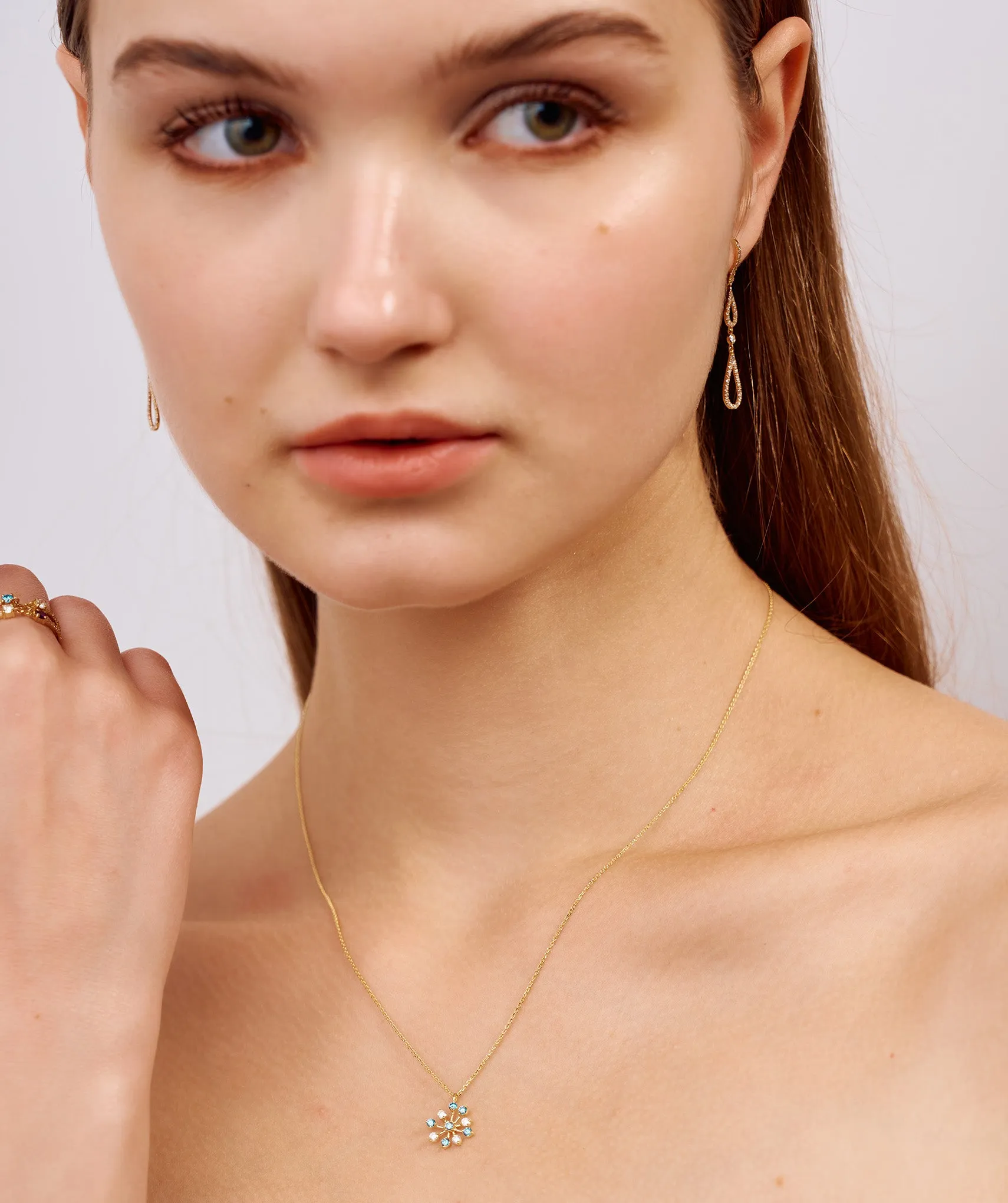 Blue Diamond Snow flower Necklace