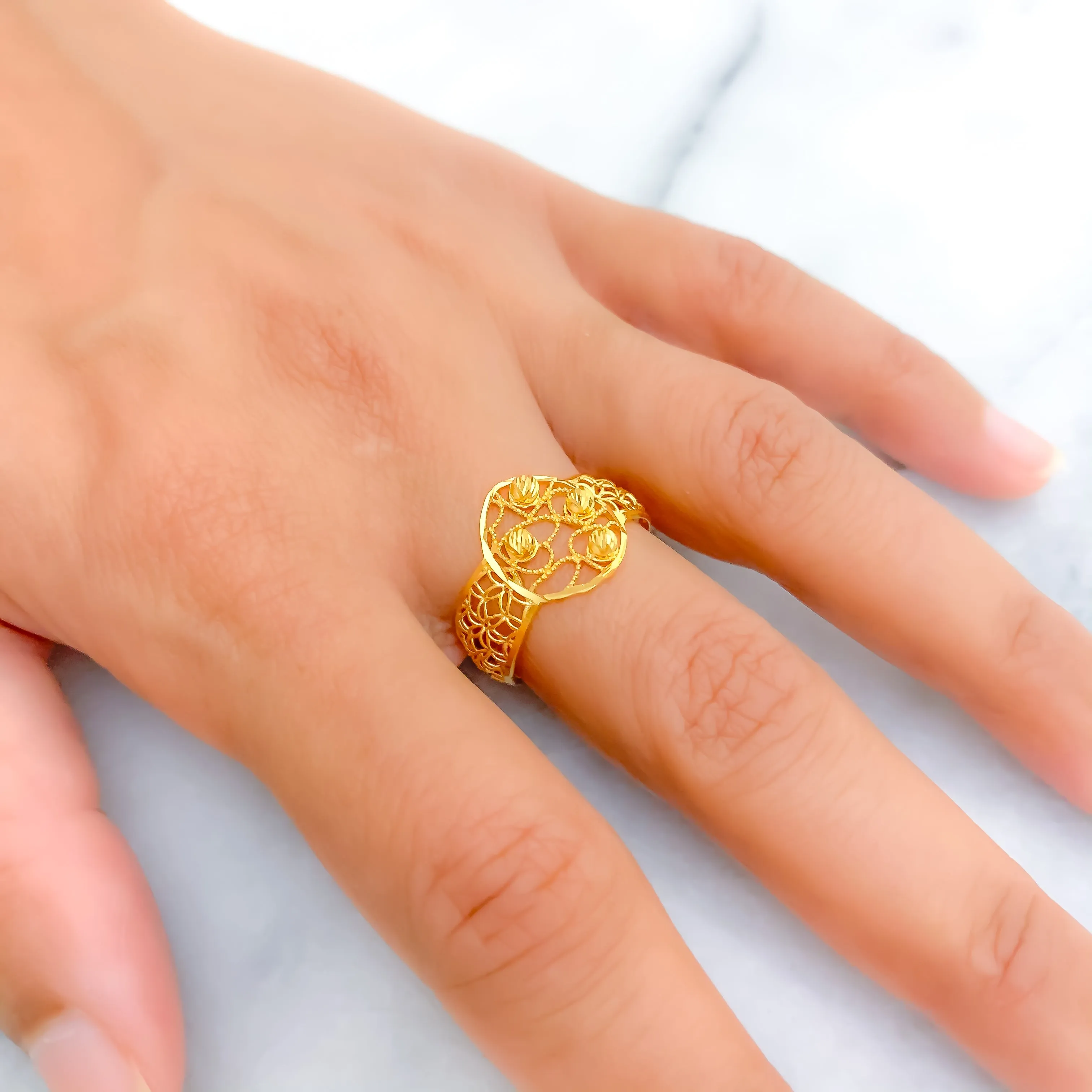 Classic Vintage Oval 22k Gold Ring