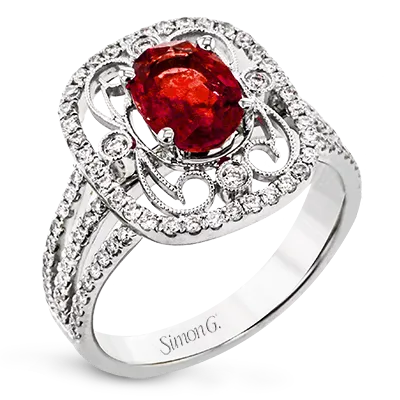 Color Ring in 18k Gold with Diamonds