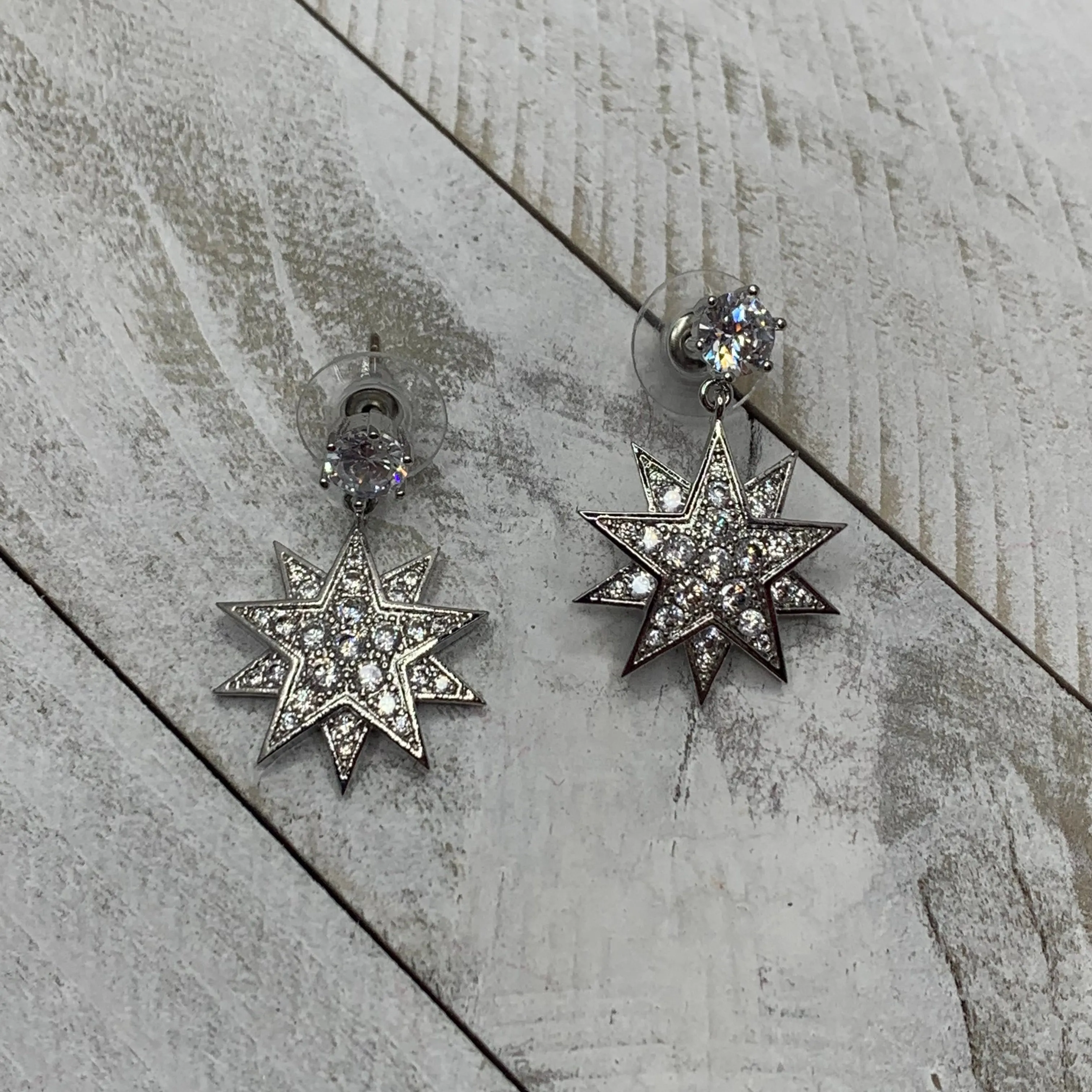 Compass Stars with CZ Embellishment Earrings 210-11 | Erika Williner Designs