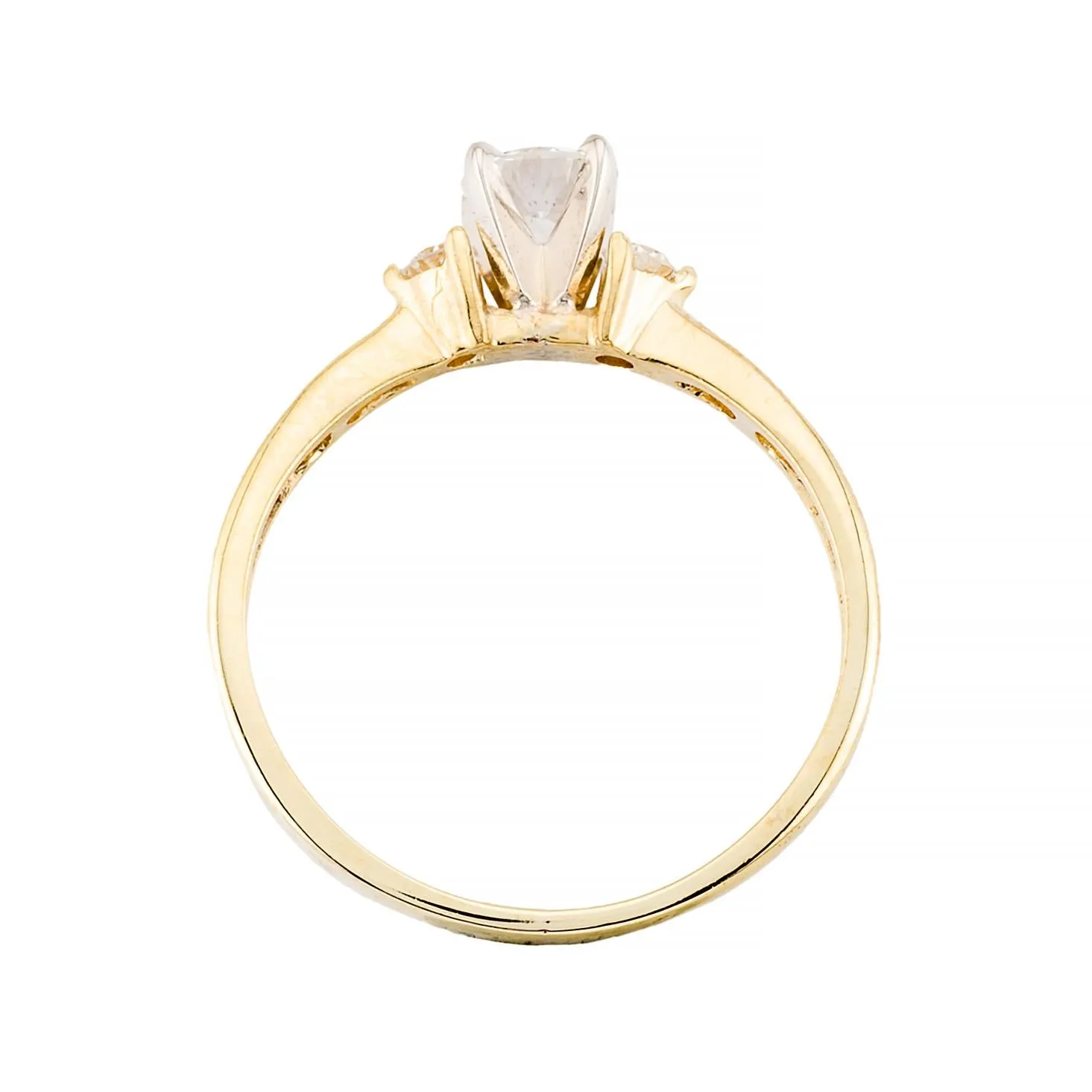 Contemporary Three Stone Diamond Engagement Ring in 18 Karat Yellow Gold