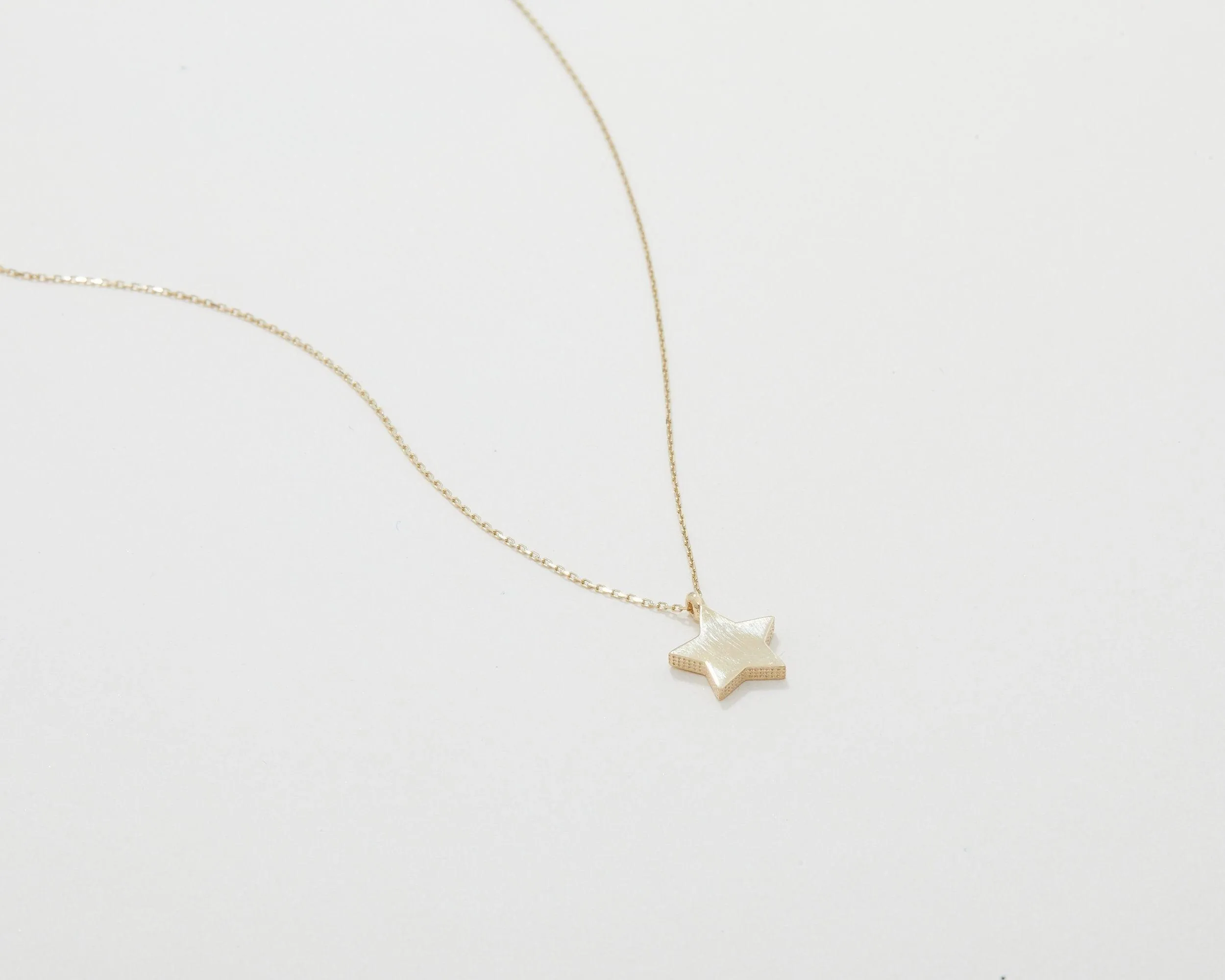 Dainty Star Necklace - 18K Gold Vermeil