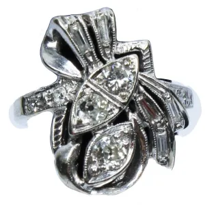 DIAMOND 14 Karat White Gold Bow Ring Size 5 1/2