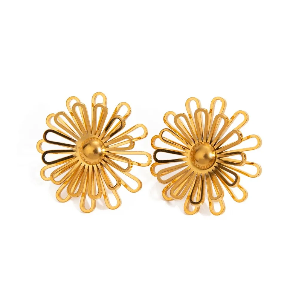Enchanting Daisy Earring