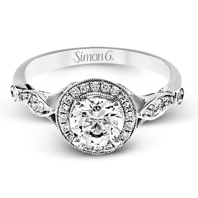 Engagement Ring in 18k Gold with Diamonds