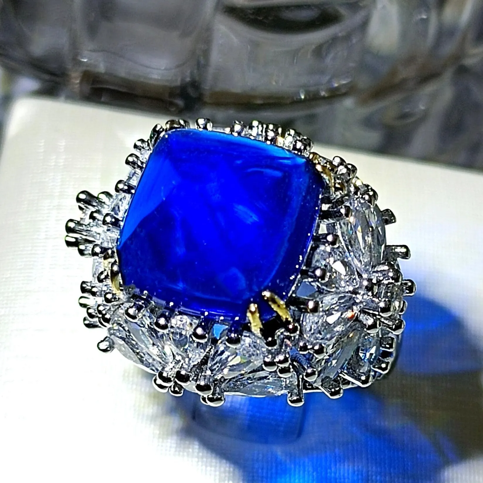 Excellent Blue Sapphire Sugar Loaf Cut Stone Statement Rings with Floral Band