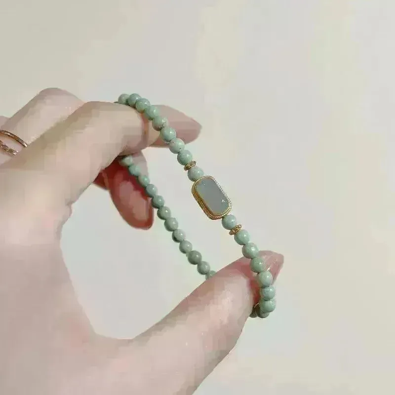 Exquisite Pearl Bracelets for Elegant Women.