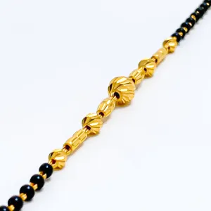 Exquisite Vibrant 22k Gold Black Bead Baby Bracelet