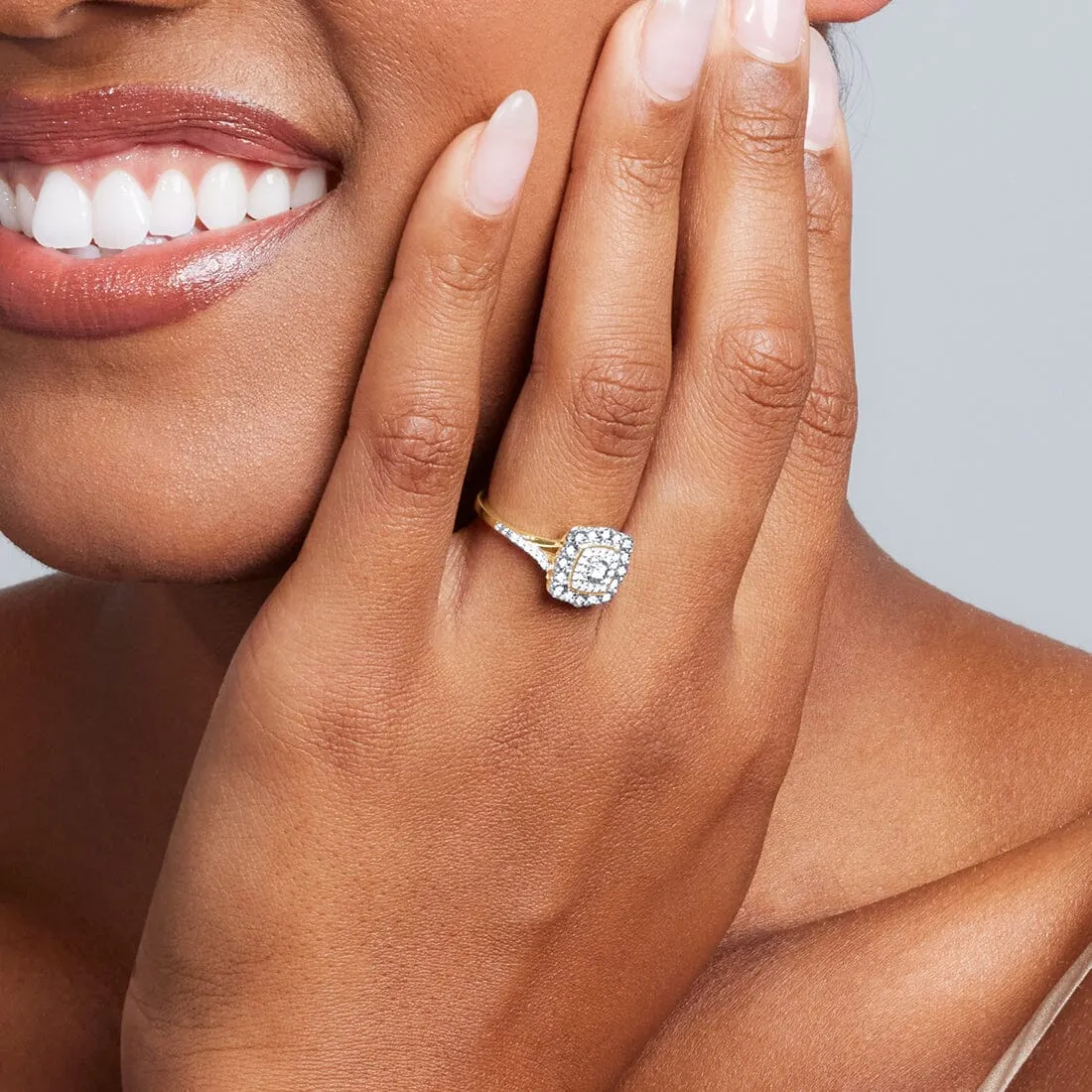 Fancy Miracle Halo Cushion Shaped Ring with Diamonds in 9ct Yellow Gold
