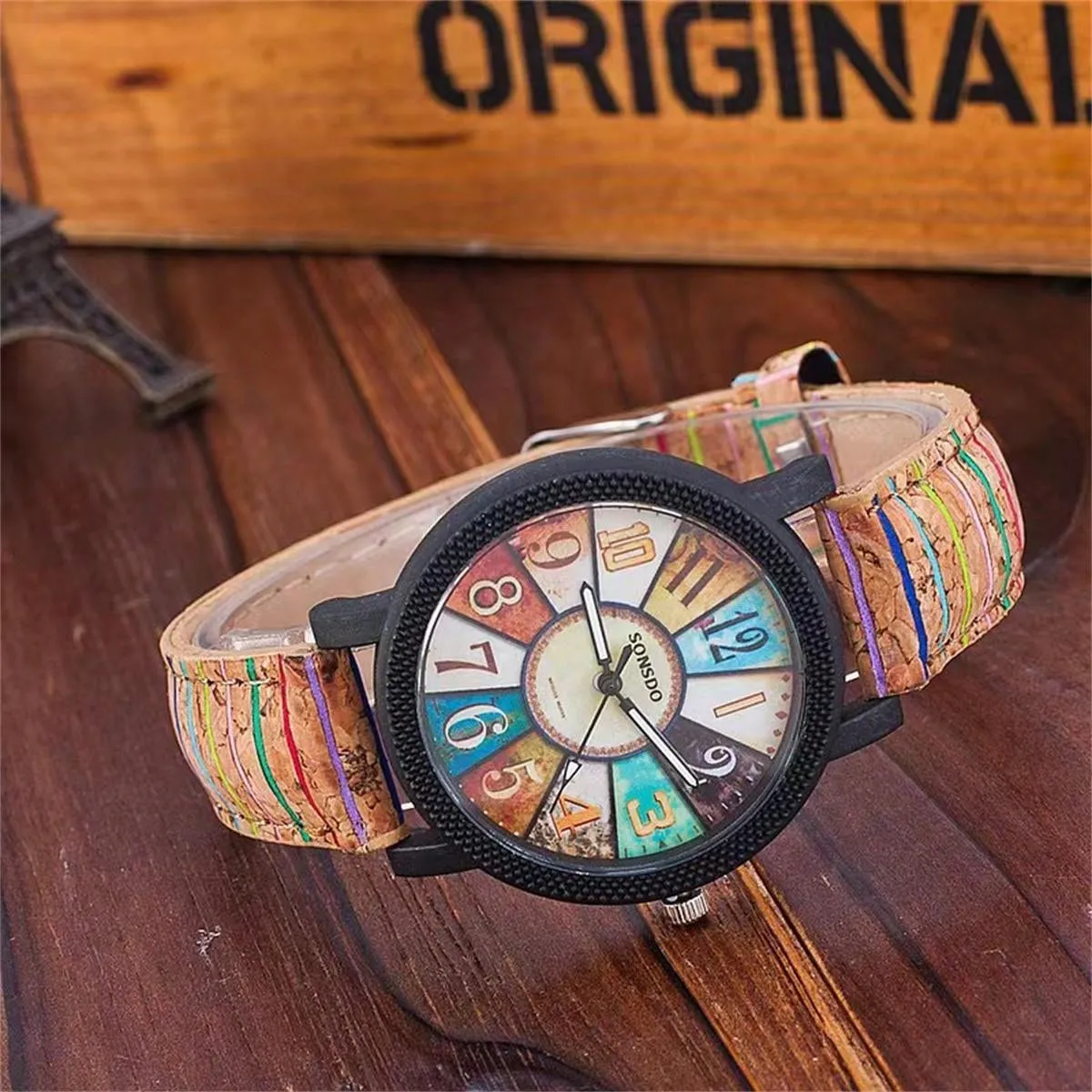 Fashionable Wood Design Ladies Watch With Rotating Dial, Vintage Striped Pattern Leather Watchstrap, Great Gift For Students