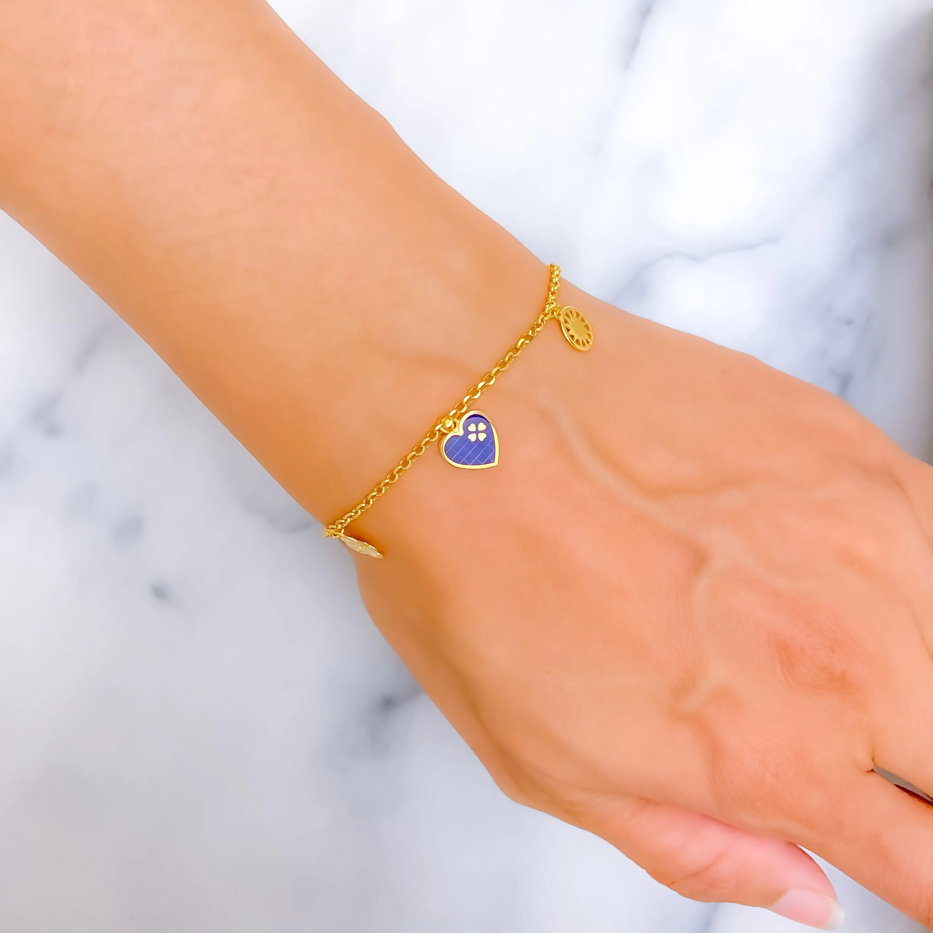 Festive Dapper 21k Gold Bracelet