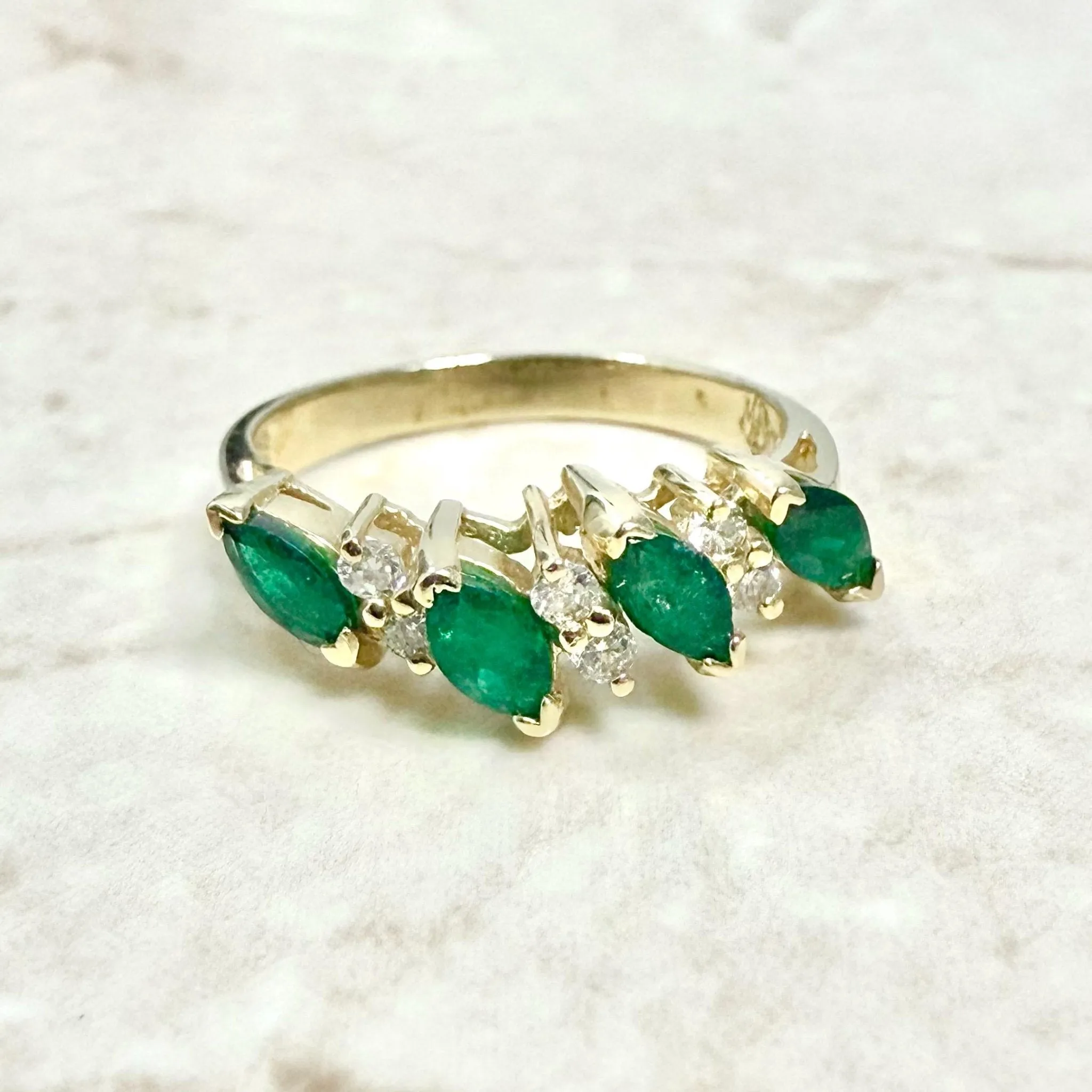 Fine Vintage 14 Karat Yellow Gold Diamond & Natural Emerald Band Ring