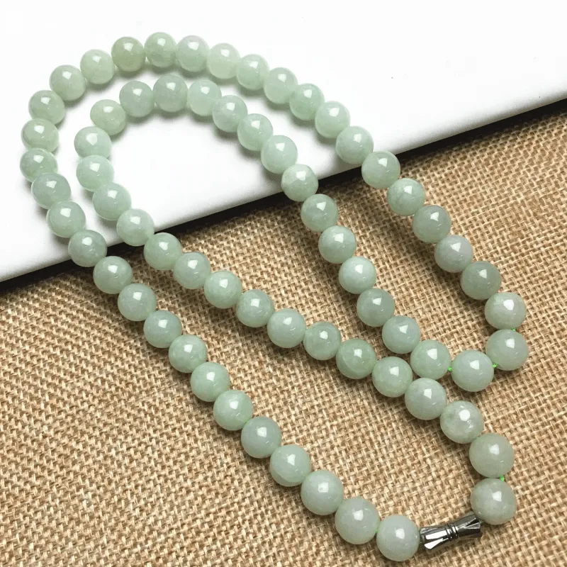 Green Jade Necklace Pendant Bead Chain Emerald Beads