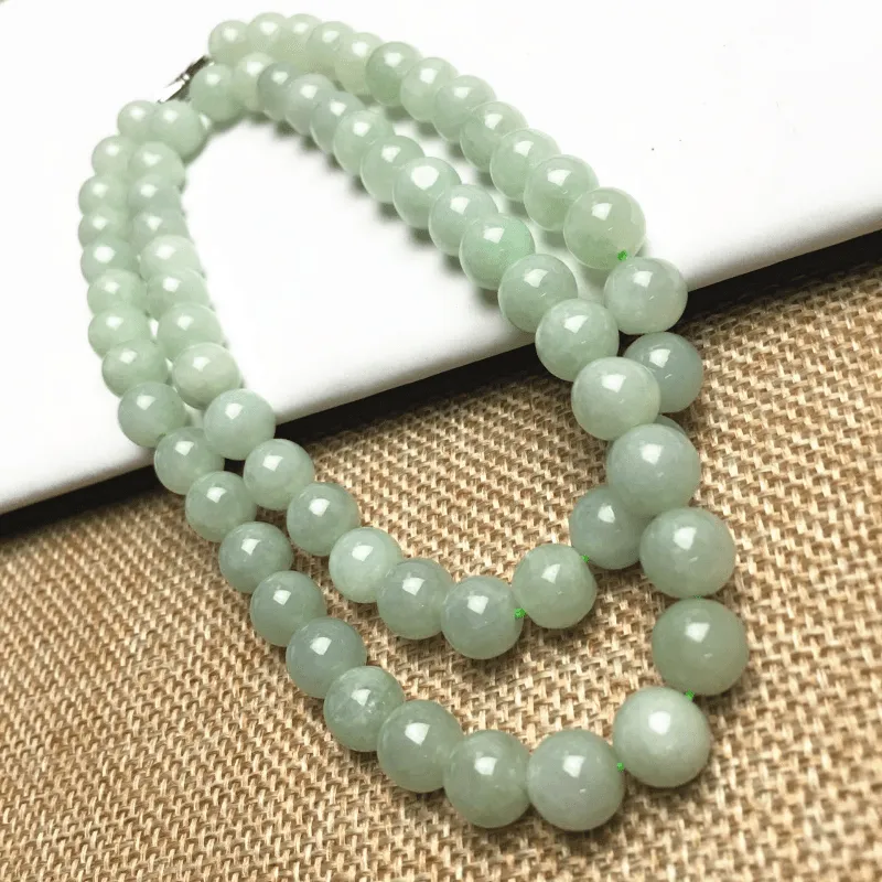 Green Jade Necklace Pendant Bead Chain Emerald Beads