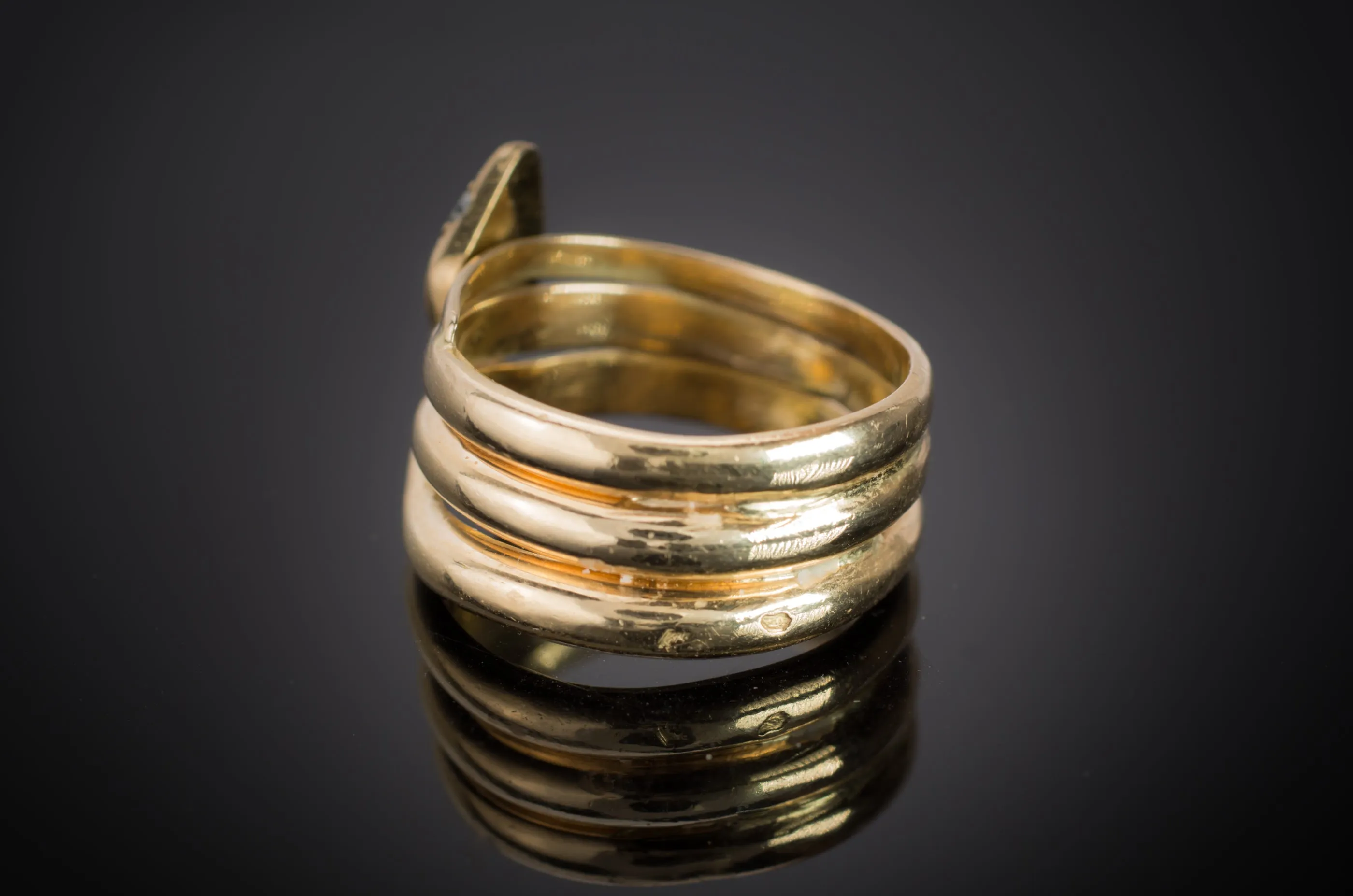 HEAVY VINTAGE FRENCH SNAKE RING IN 18K