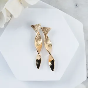 Kali Twisted Ribbon Earrings