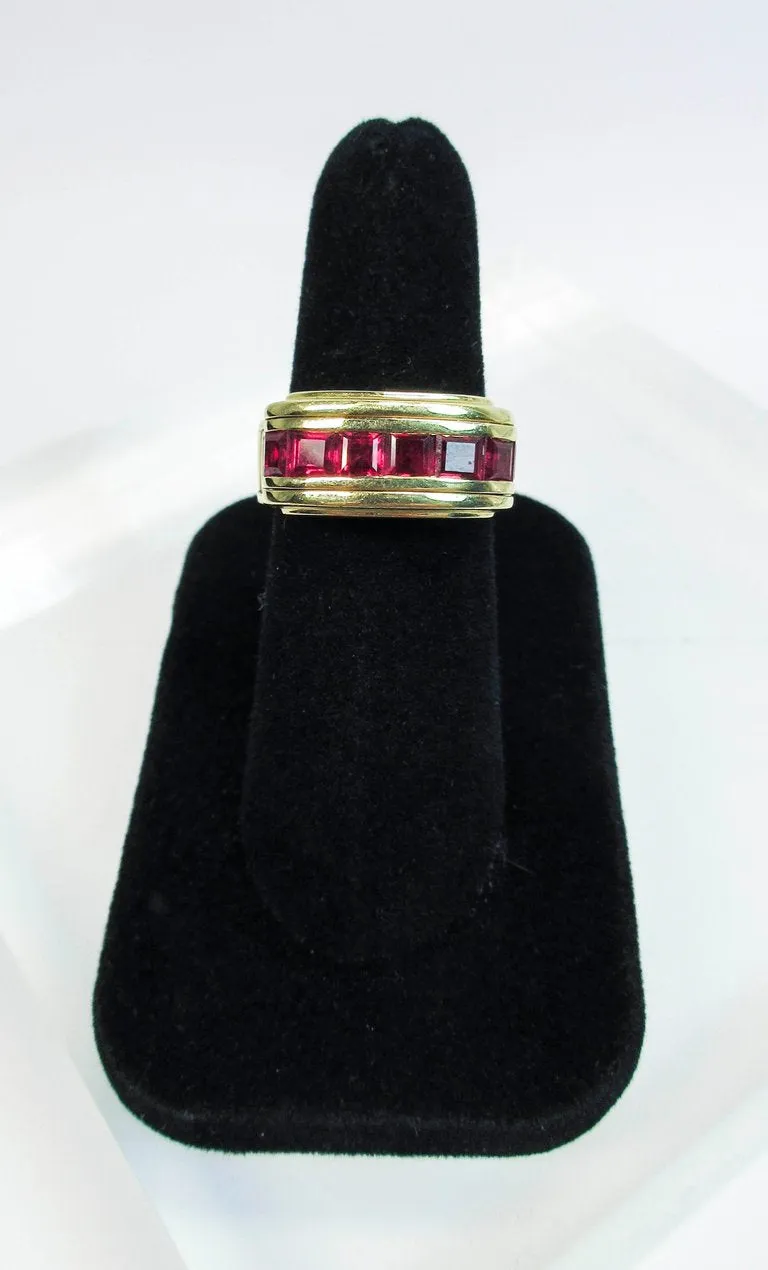 MOUAWAD 18 Karat Yellow Gold Diamond and Ruby Ring Size 6 3/4