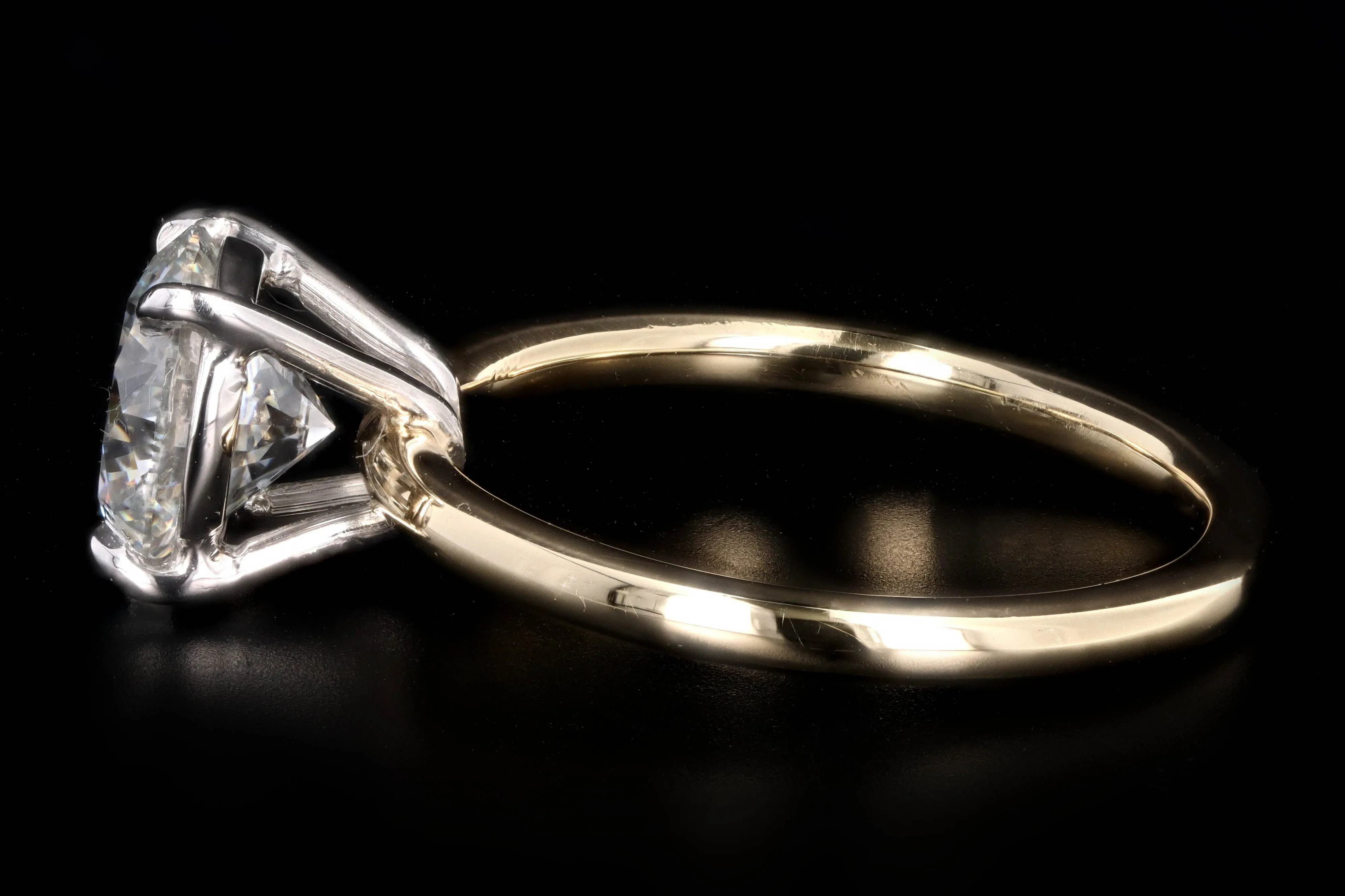 New Handmade 18K Yellow Gold & Platinum 2.08 Carat Round Brilliant Cut Diamond Engagement Ring