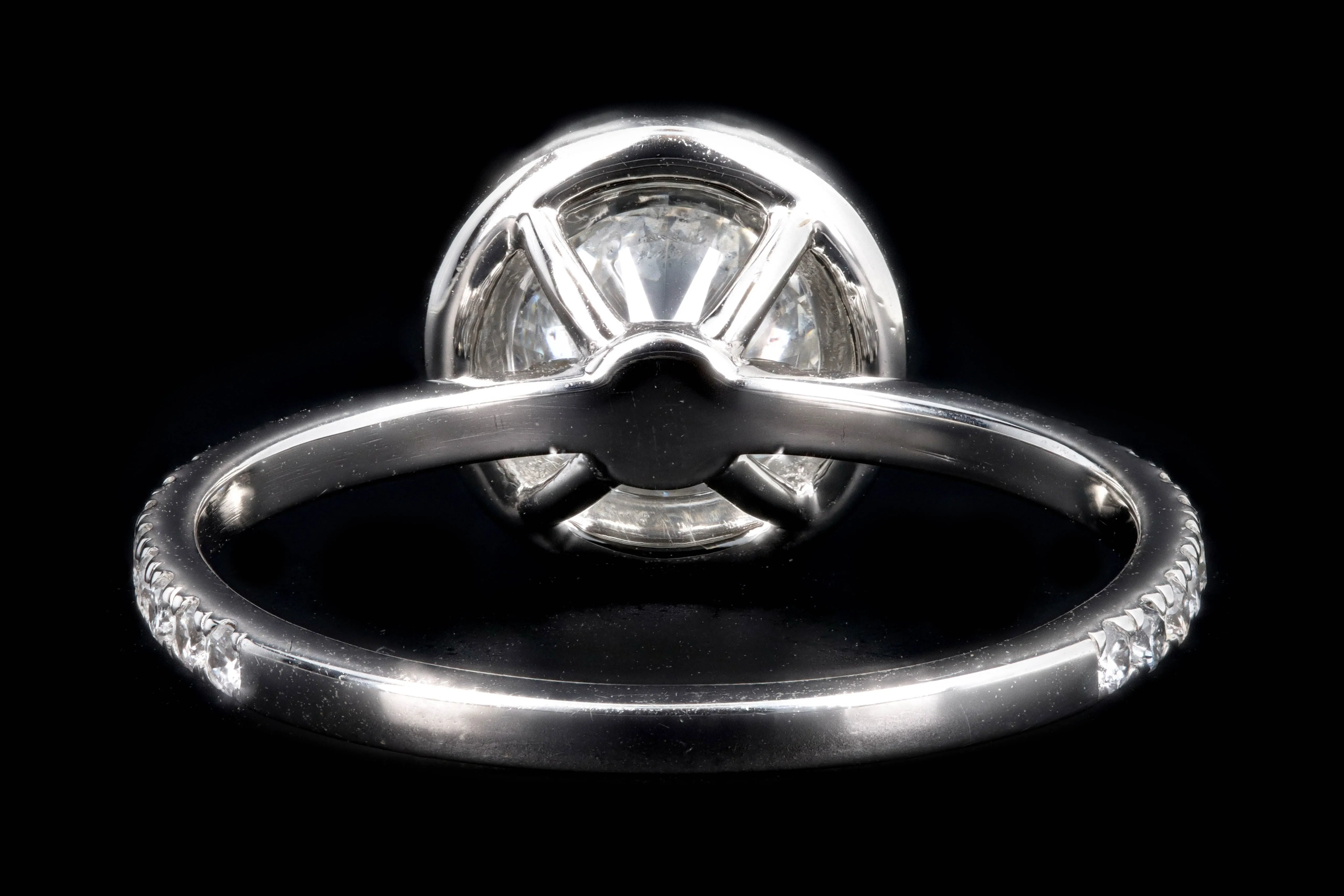 New Platinum 1.01 Carat Round Brilliant Cut Diamond Halo Engagement Ring GIA Certified