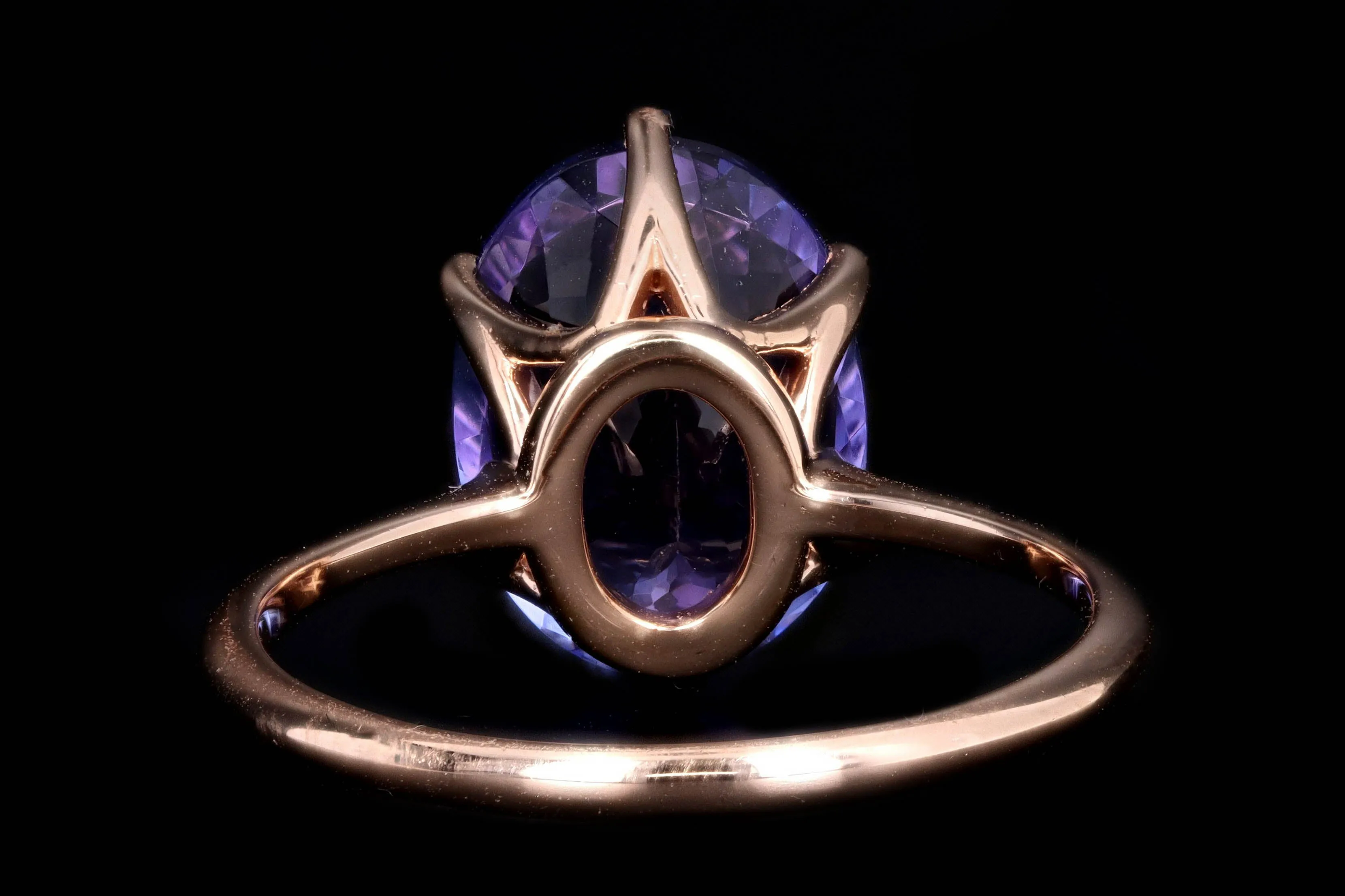 New Vintage Inspired 18K Rose Gold 5.05 Carat Oval Cut Tanzanite Ring