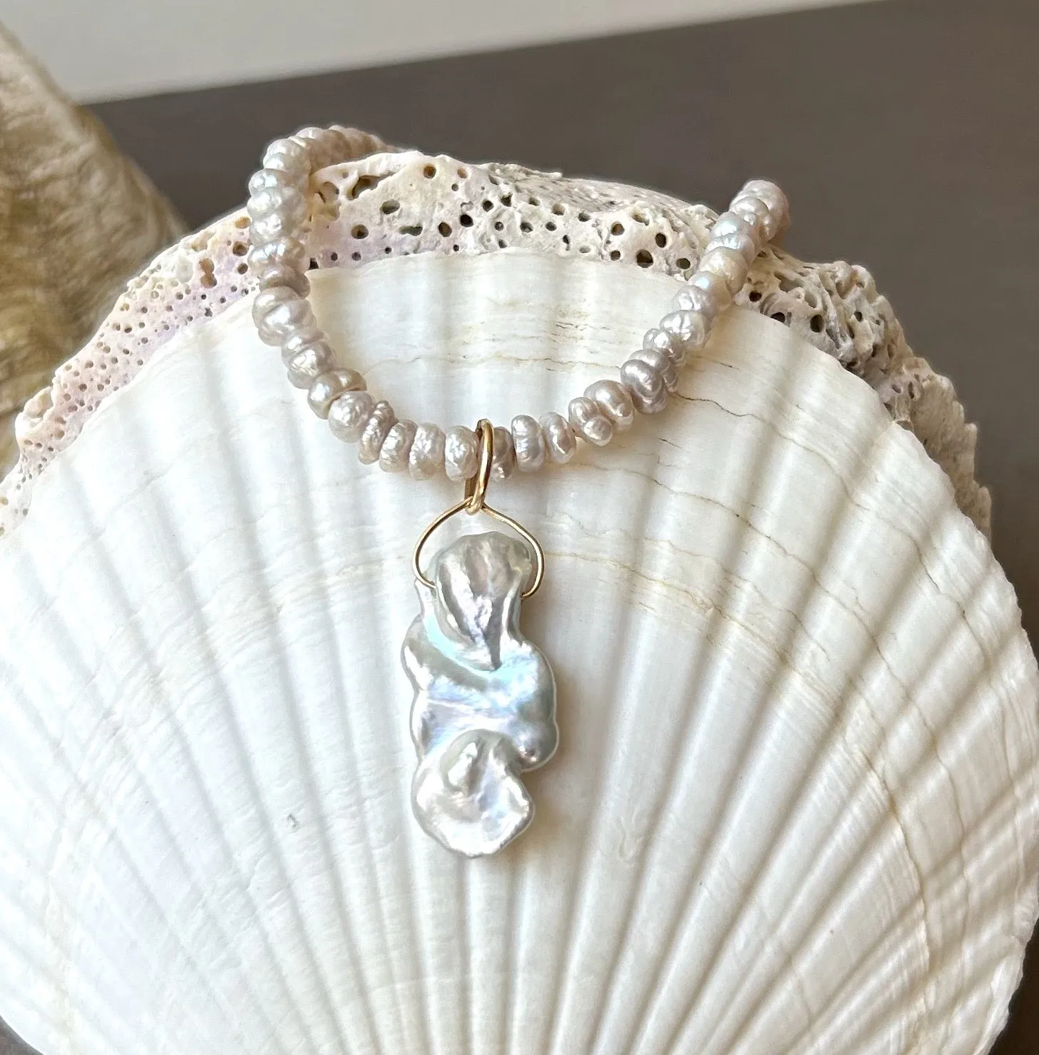 OPULENT SILVER AND GOLD 16" VINTAGE KESHI PEARL NECKLACE