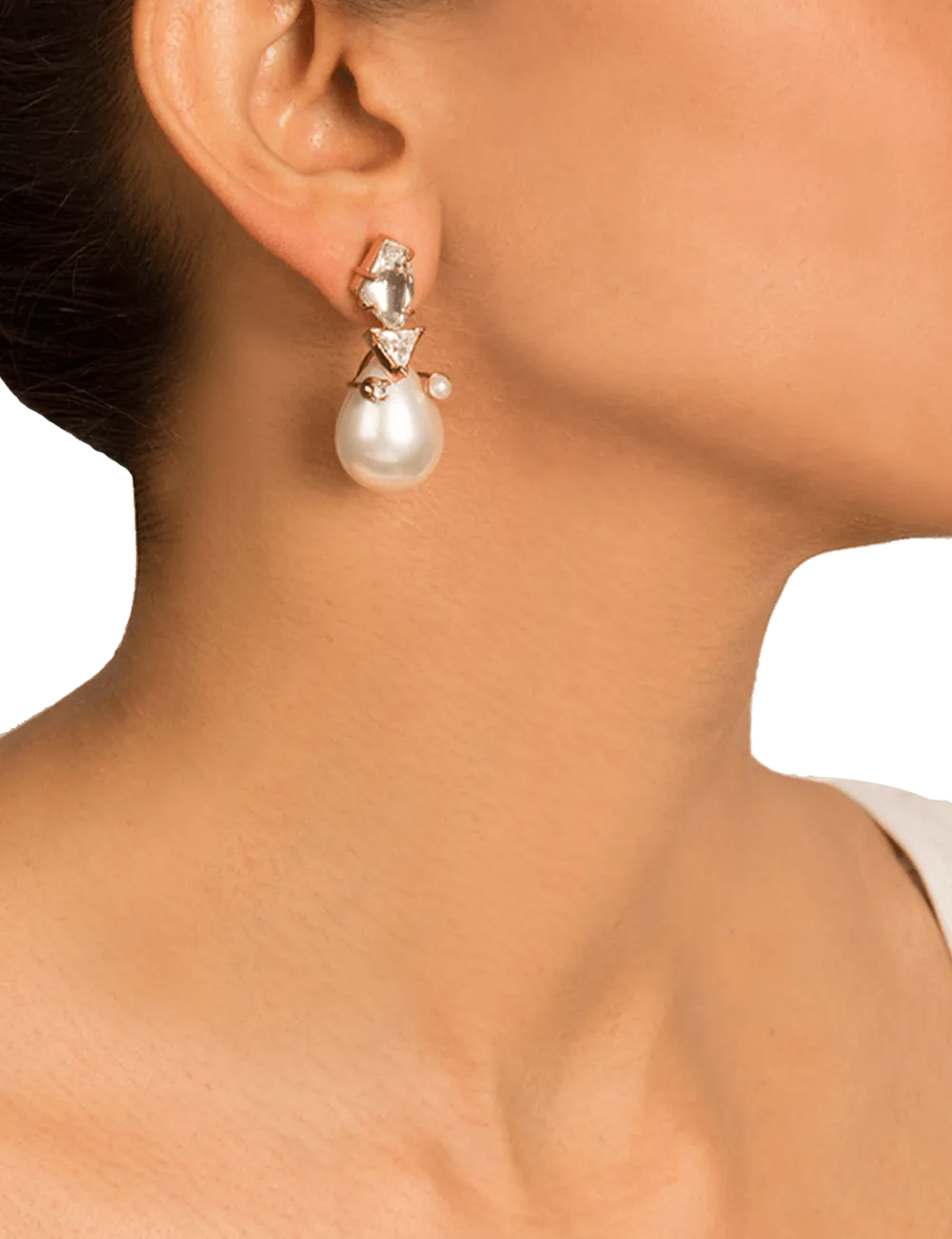 Outhouse   -   Enlace Embrace Earrings