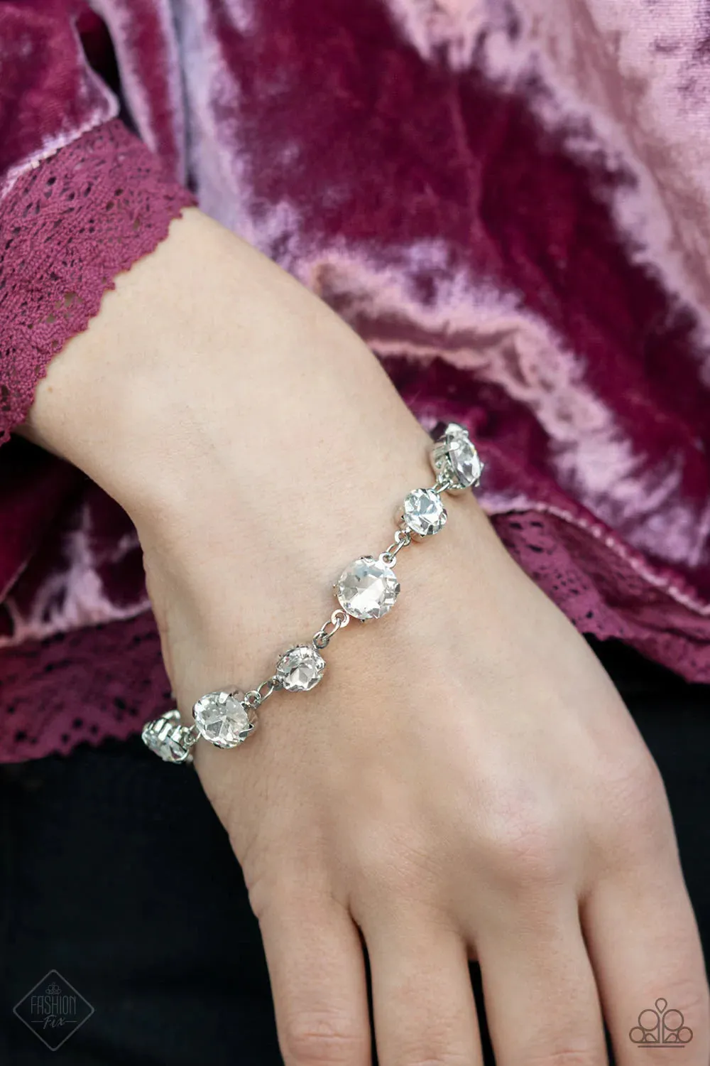 Paparazzi Fiercely 5th Avenue - February's Fashion Fix 2021 Complete Trend Blend