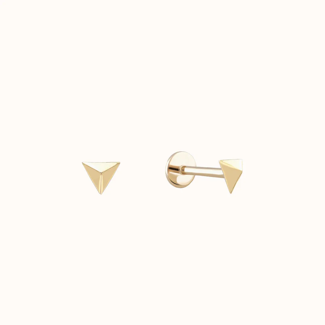 Pyramid Flatback Stud