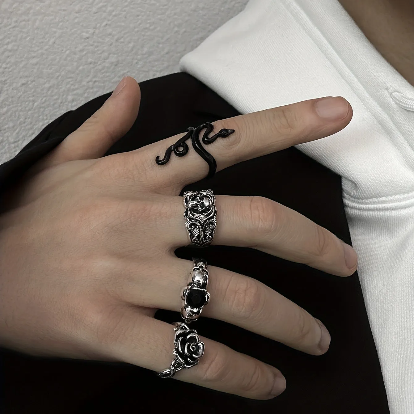Retro Dark Snake Skull Gem Rings Set for Men
