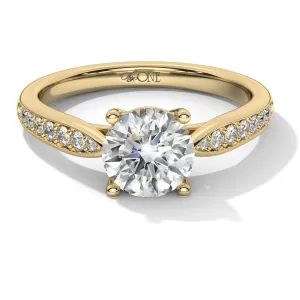 Round Diamond with Tapered Accent Stone Band