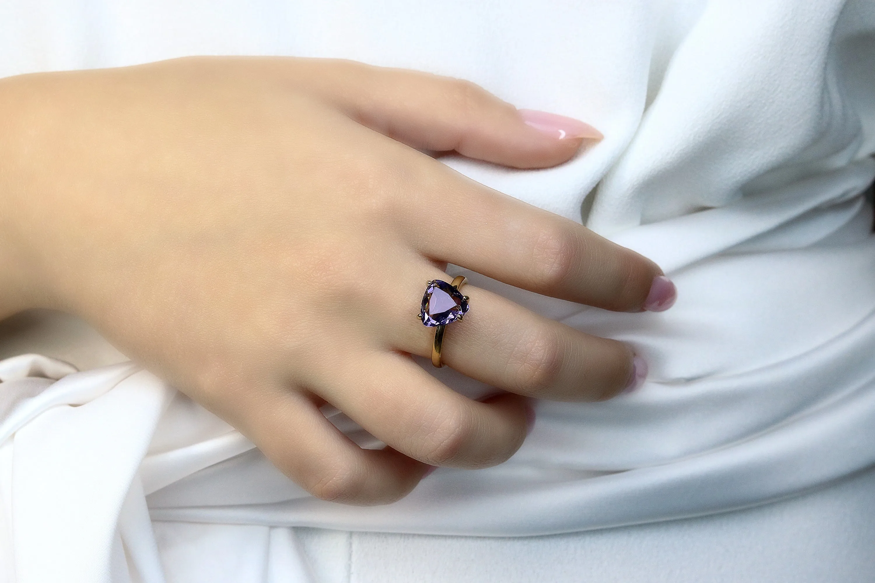 Sophisticated Sterling Silver Amethyst Ring