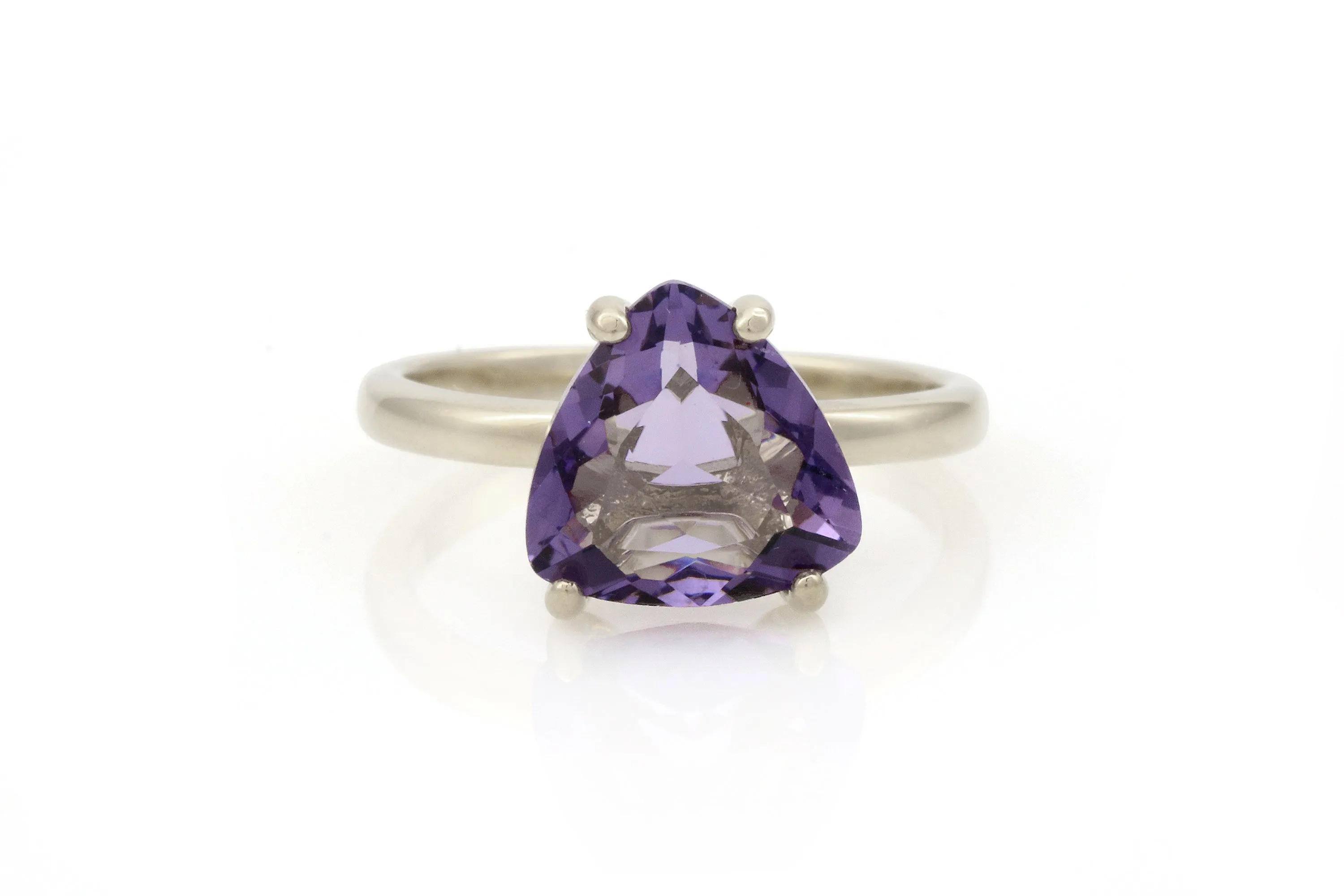 Sophisticated Sterling Silver Amethyst Ring