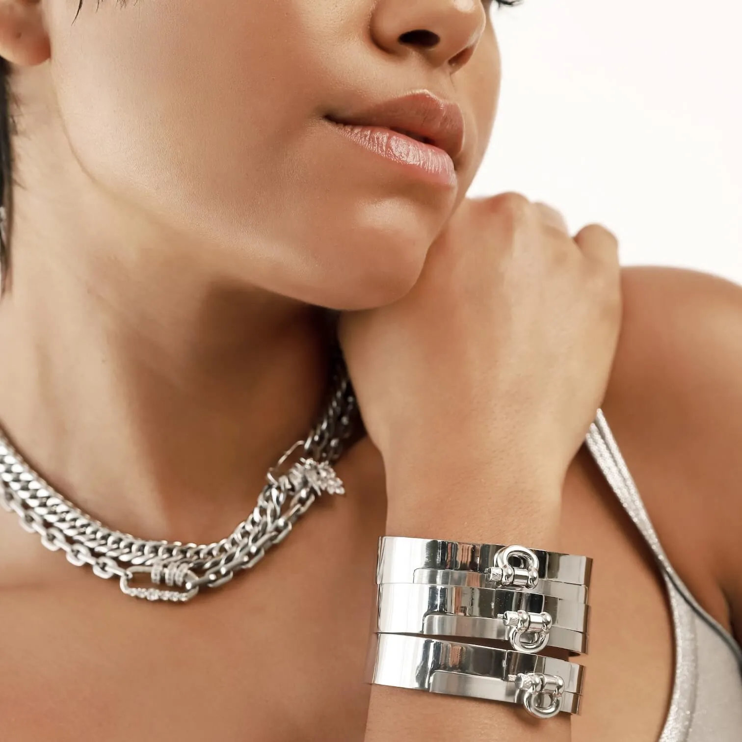 THE HERRADURA BANGLE