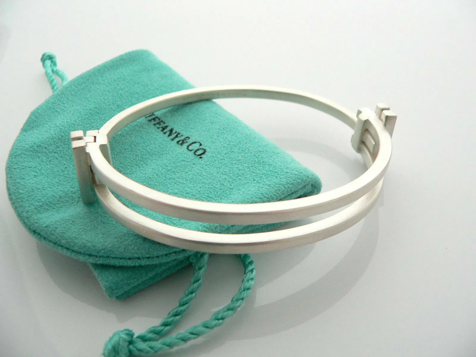 Tiffany & Co Silver Gehry Axis Bangle Bracelet Cuff Rare Gift Pouch Love Art