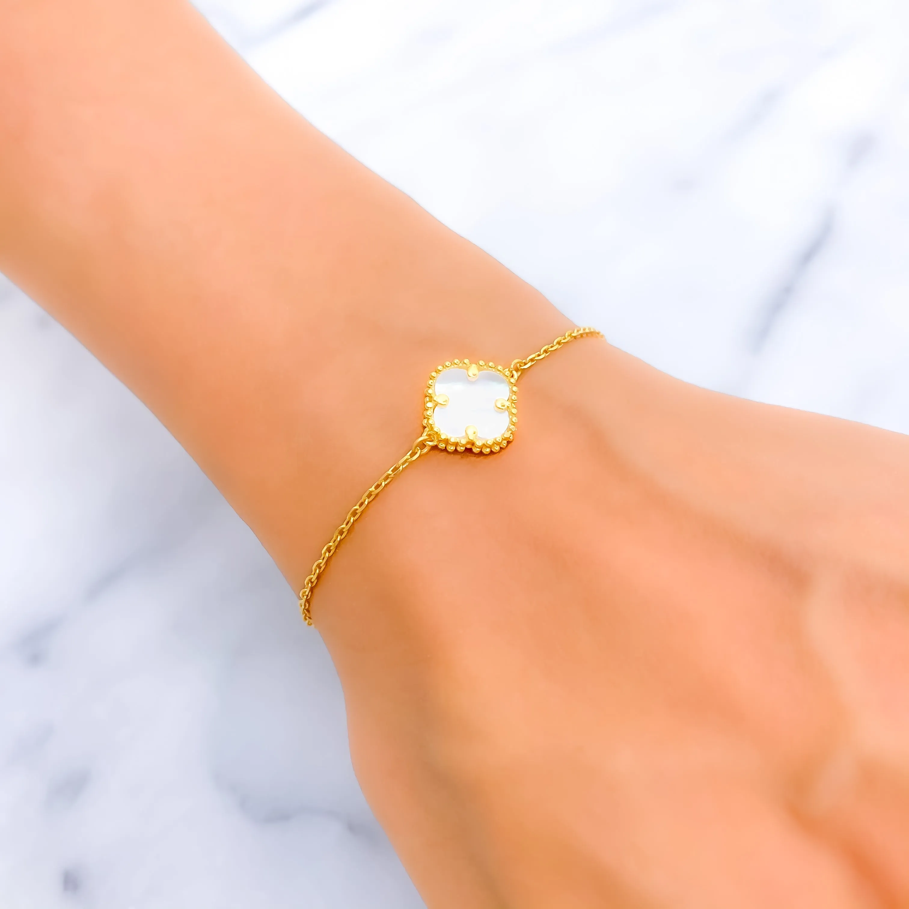 Timeless Beautiful 21k Gold Clover Bracelet