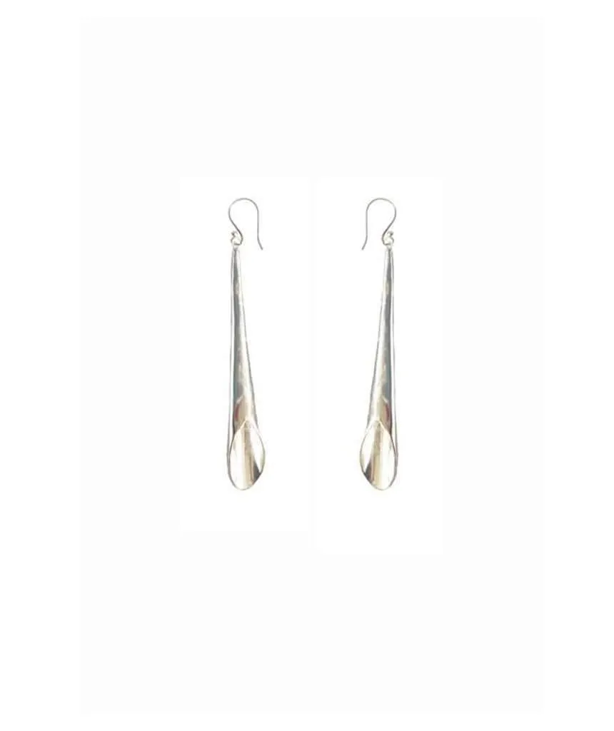 Timeless Flute Earrings in Gold and Silver Finish - Elegant Design, Hypoallergenic Material, 6cm and 9cm Lengths