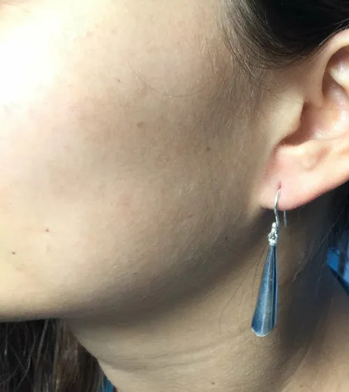 Timeless Flute Earrings in Gold and Silver Finish - Elegant Design, Hypoallergenic Material, 6cm and 9cm Lengths