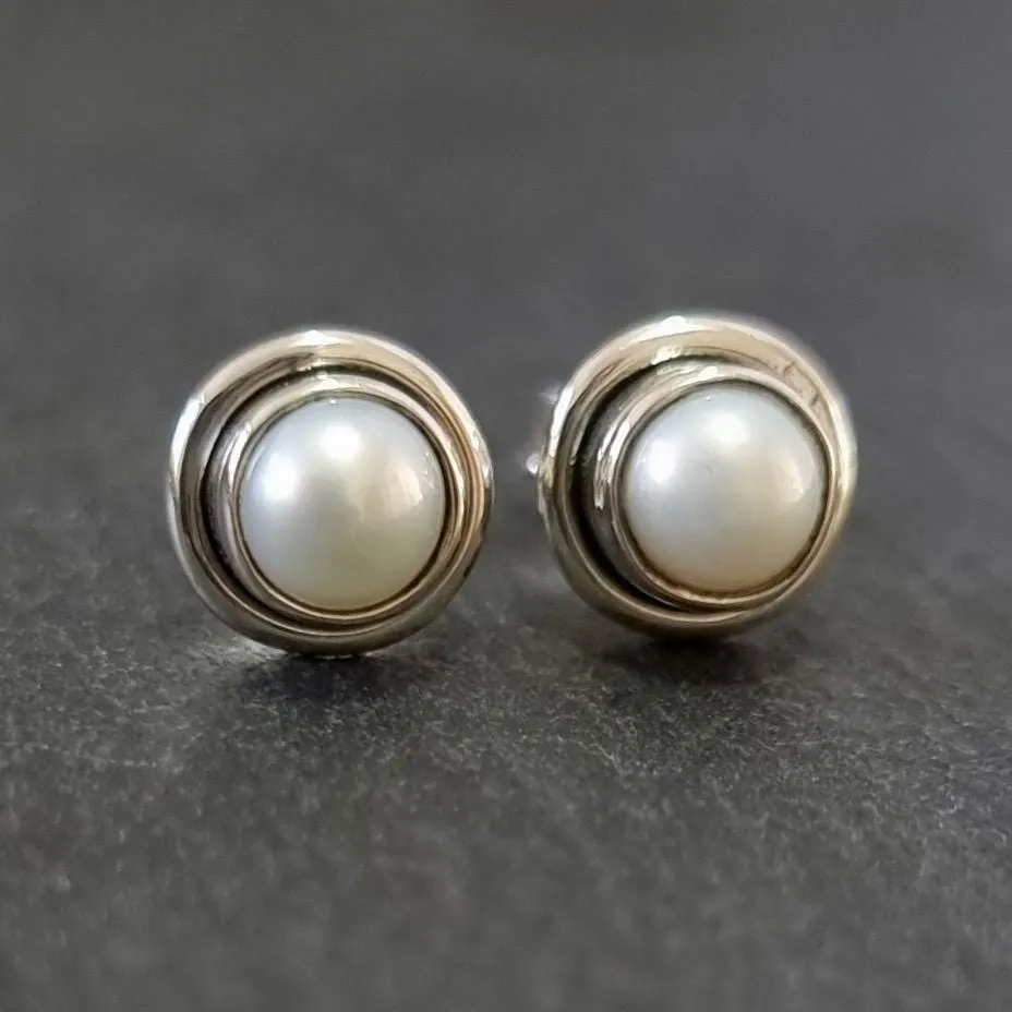 Timeless Round Pearl Stud Earrings, 925 Sterling Silver, S16PL