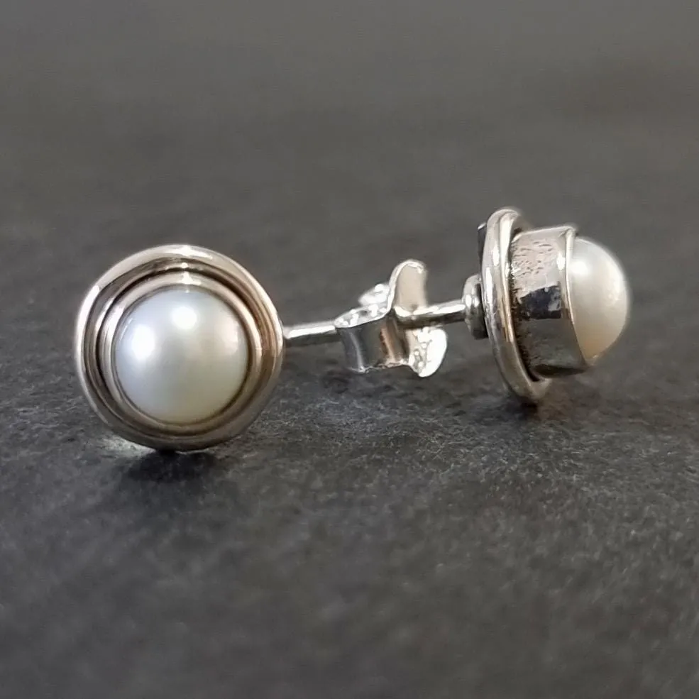 Timeless Round Pearl Stud Earrings, 925 Sterling Silver, S16PL