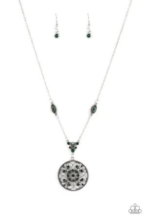 TIMELESS Traveler - Green Necklace